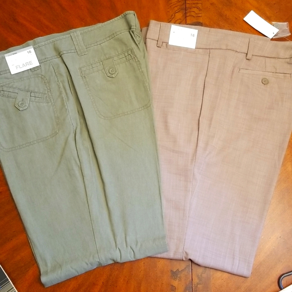 Lot of 2 New Women's Pants,  Size 16